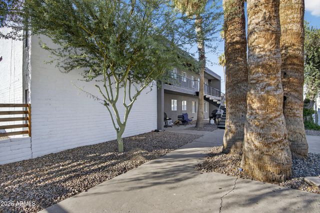 2925 N 38TH Street 2, Phoenix, AZ 85018