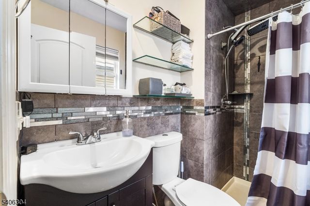 128 Baltimore Ave, Hillside Twp., NJ 07205