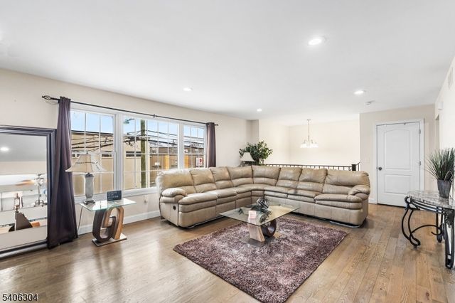 128 Baltimore Ave, Hillside Twp., NJ 07205