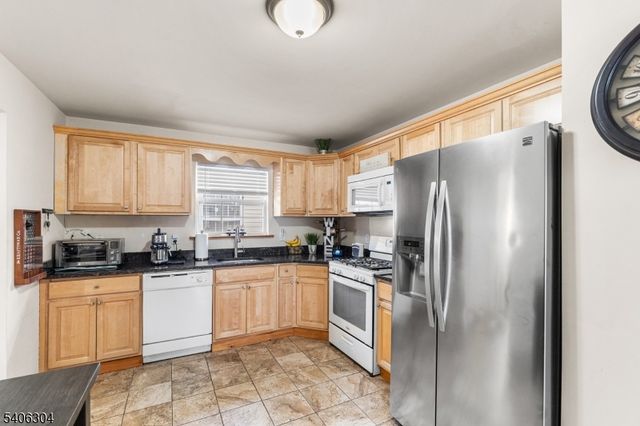 128 Baltimore Ave, Hillside Twp., NJ 07205