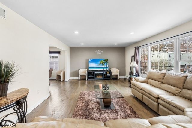 128 Baltimore Ave, Hillside Twp., NJ 07205