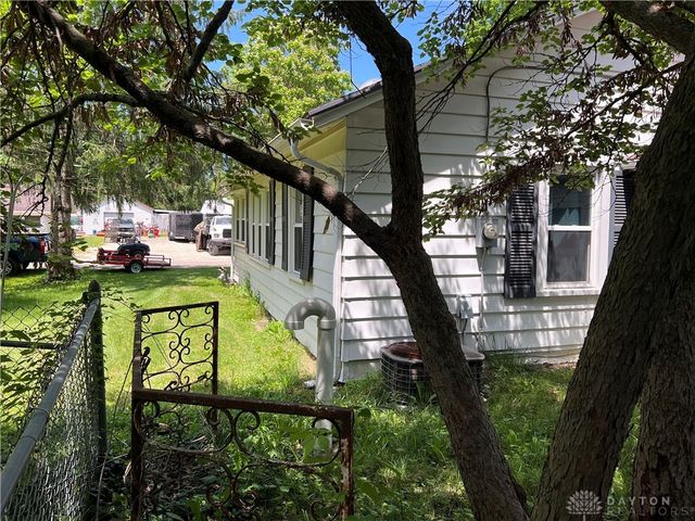 7 Elm Road, Medway, OH 45341