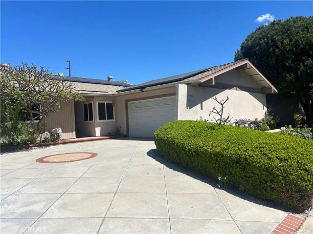 506 Pierpont, Costa Mesa, CA 92626
