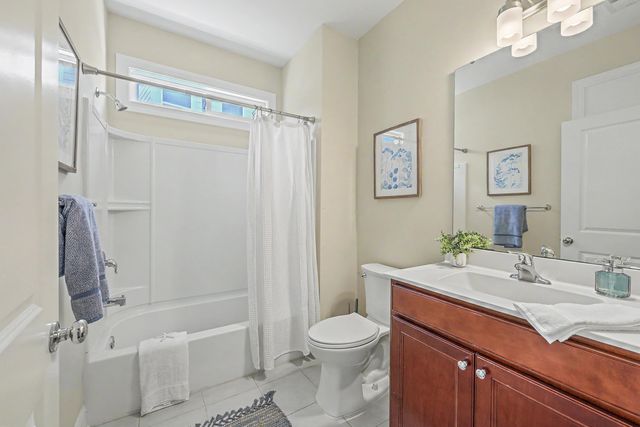 5033 Song Sparrow Way, Summerville, SC 29483