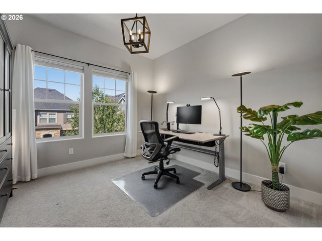 28270 Sw PARIS Ave, Wilsonville, OR 97070
