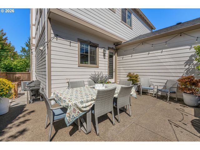 28270 Sw PARIS Ave, Wilsonville, OR 97070