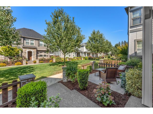 28270 Sw PARIS Ave, Wilsonville, OR 97070