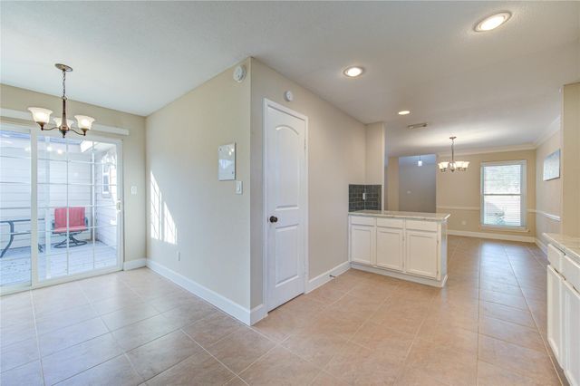 2122 Highland Hills Drive, Sugar Land, TX 77478