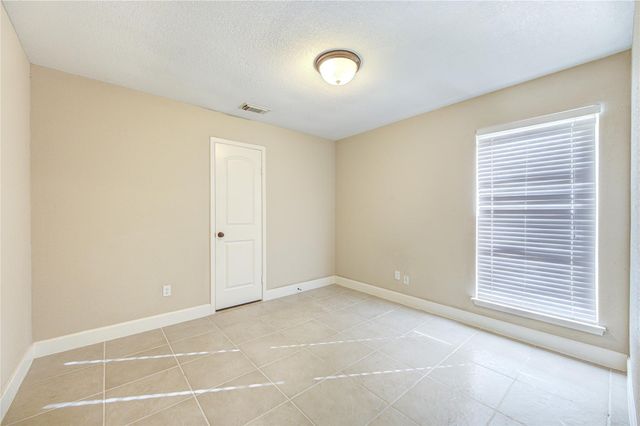 2122 Highland Hills Drive, Sugar Land, TX 77478