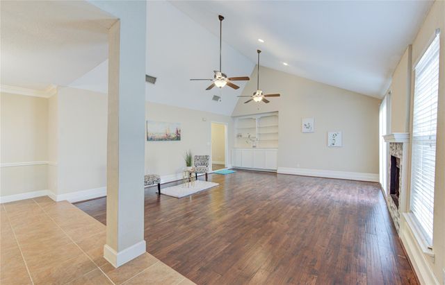 2122 Highland Hills Drive, Sugar Land, TX 77478