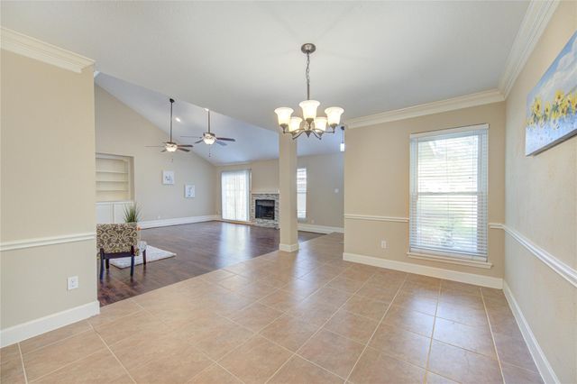 2122 Highland Hills Drive, Sugar Land, TX 77478