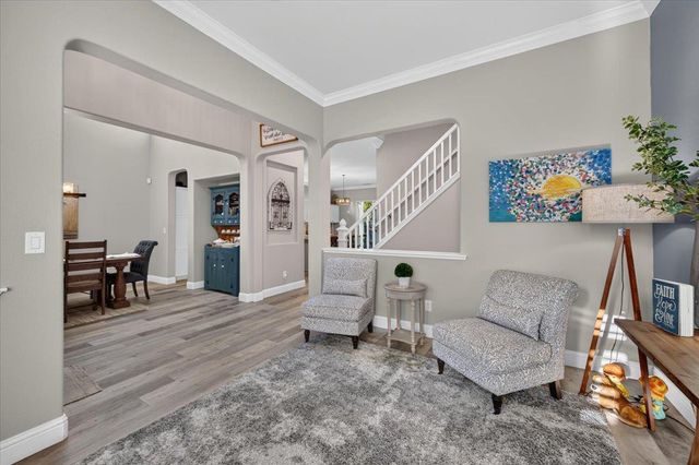 1943 N Douglas Avenue, Clovis, CA 93619