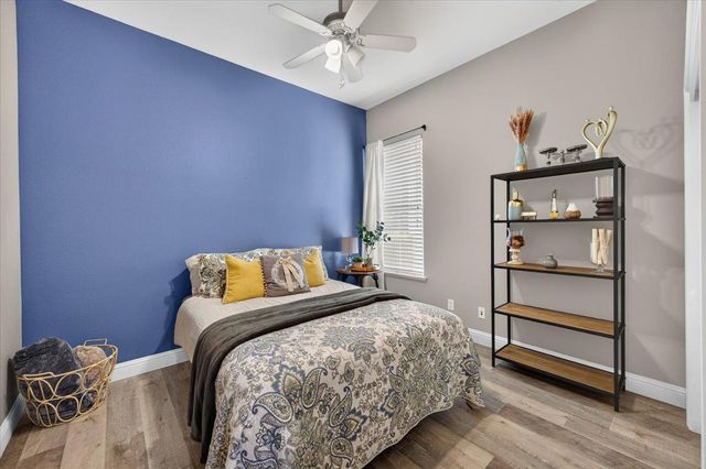 1943 N Douglas Avenue, Clovis, CA 93619