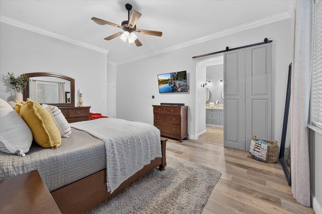 1943 N Douglas Avenue, Clovis, CA 93619