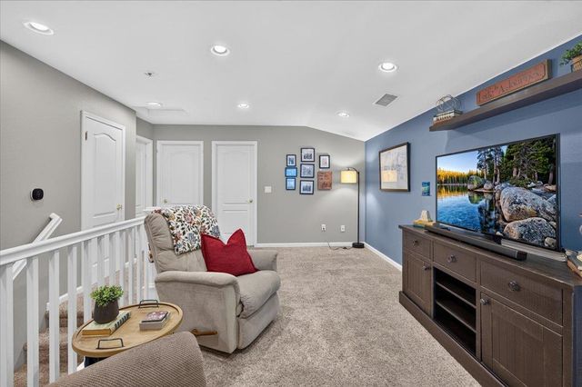 1943 N Douglas Avenue, Clovis, CA 93619
