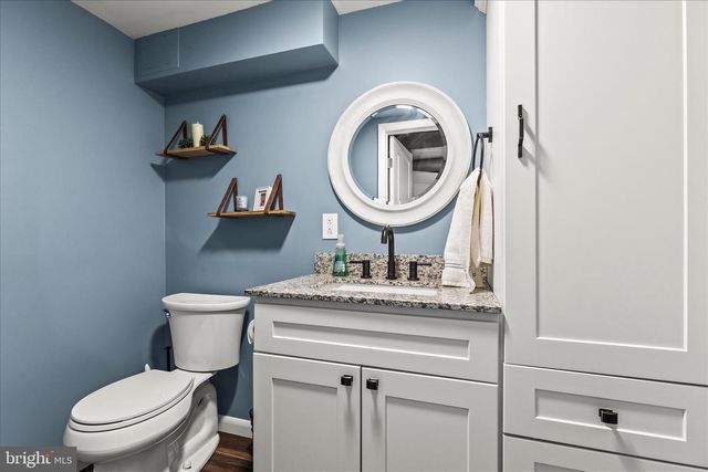 3126 SKYLIGHT DR E, York, PA 17402