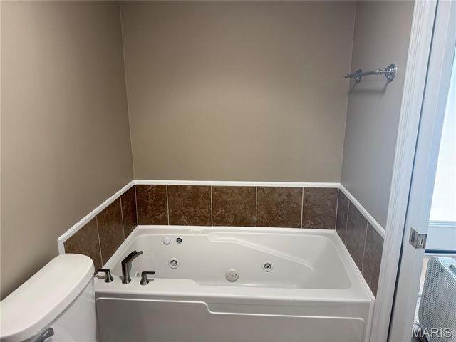 26147 N Carol Street, Warrenton, MO 63383