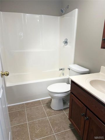 26147 N Carol Street, Warrenton, MO 63383