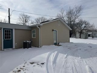 26147 N Carol Street, Warrenton, MO 63383