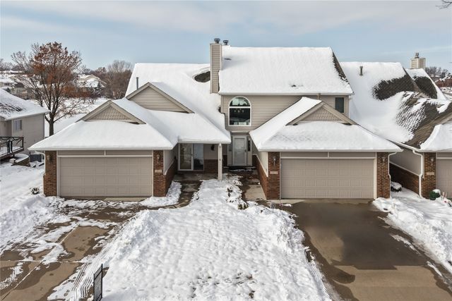 1500 Dover Bay Drive, Clive, IA 50325