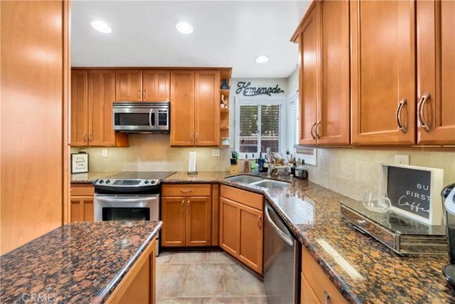 6971 Knollcrest 47, Garden Grove, CA 92845