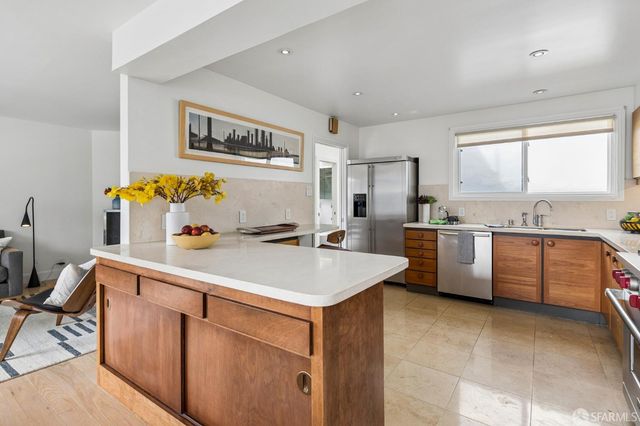 2091 35th Avenue, San Francisco, CA 94116