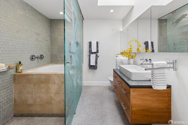 2091 35th Avenue, San Francisco, CA 94116