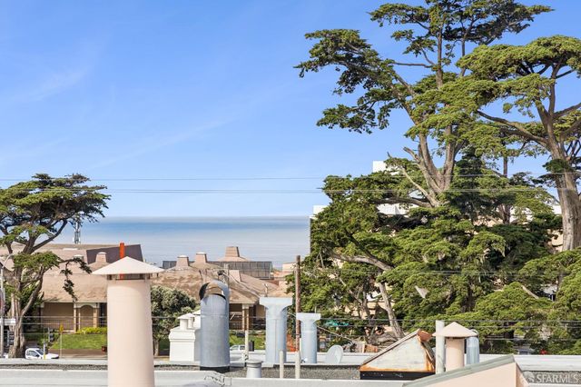 2091 35th Avenue, San Francisco, CA 94116