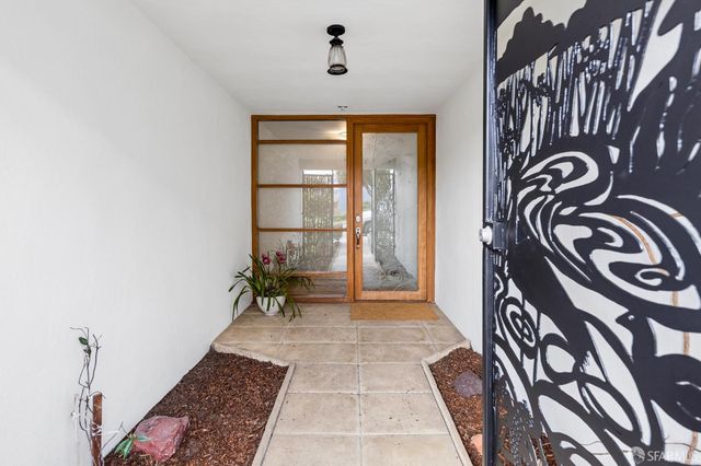 2091 35th Avenue, San Francisco, CA 94116