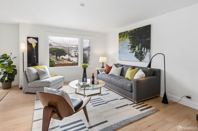 2091 35th Avenue, San Francisco, CA 94116