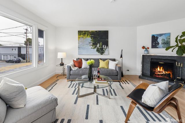 2091 35th Avenue, San Francisco, CA 94116