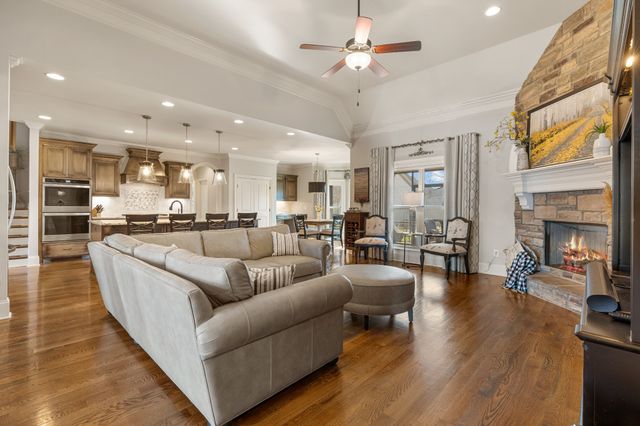 312 Fawns Pass, Lebanon, TN 37087