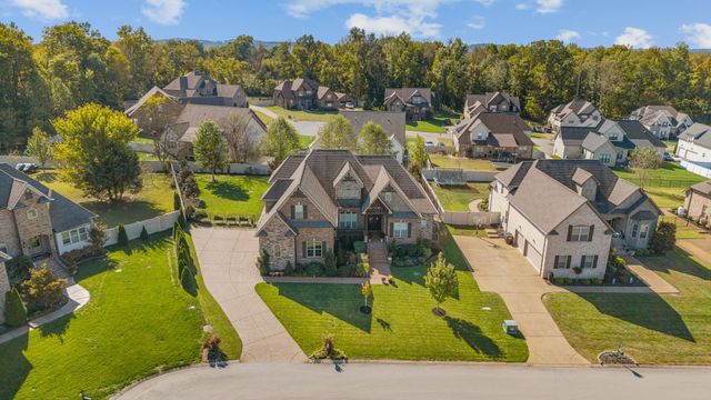 312 Fawns Pass, Lebanon, TN 37087