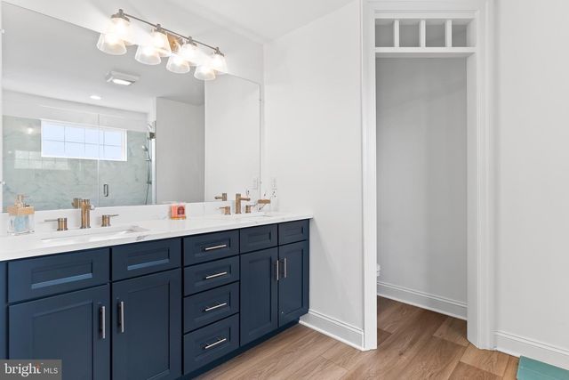 2058 N AUTUMN CHASE DR, Mechanicsburg, PA 17055