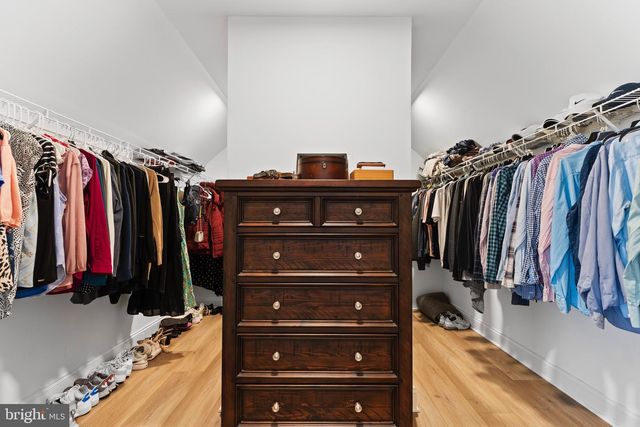 2058 N AUTUMN CHASE DR, Mechanicsburg, PA 17055