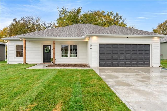 212 S Devin Street, Lone Jack, MO 64070