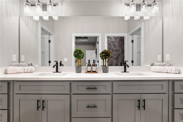 212 S Devin Street, Lone Jack, MO 64070