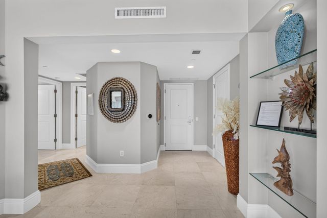 2700 N Ocean Drive 905B, Singer Island, FL 33404