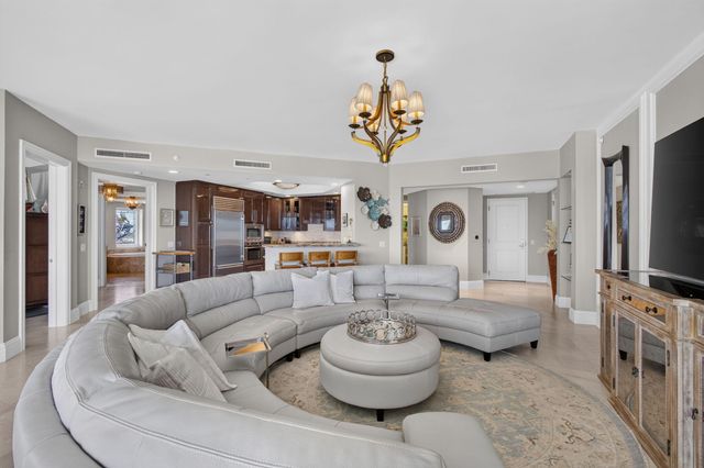 2700 N Ocean Drive 905B, Singer Island, FL 33404