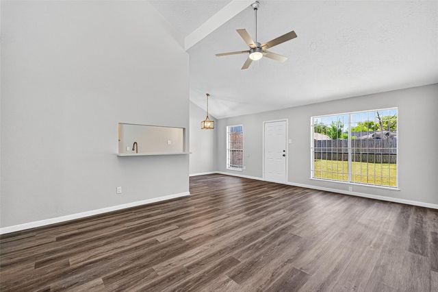 13434 Woodring Drive, Houston, TX 77045