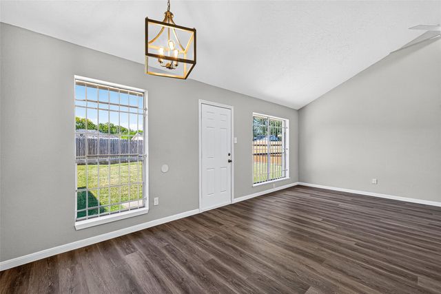 13434 Woodring Drive, Houston, TX 77045