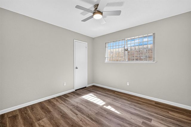 13434 Woodring Drive, Houston, TX 77045