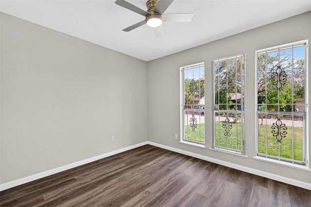 13434 Woodring Drive, Houston, TX 77045