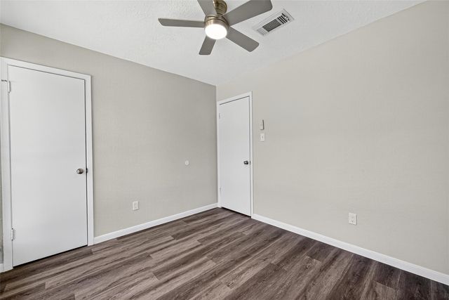 13434 Woodring Drive, Houston, TX 77045
