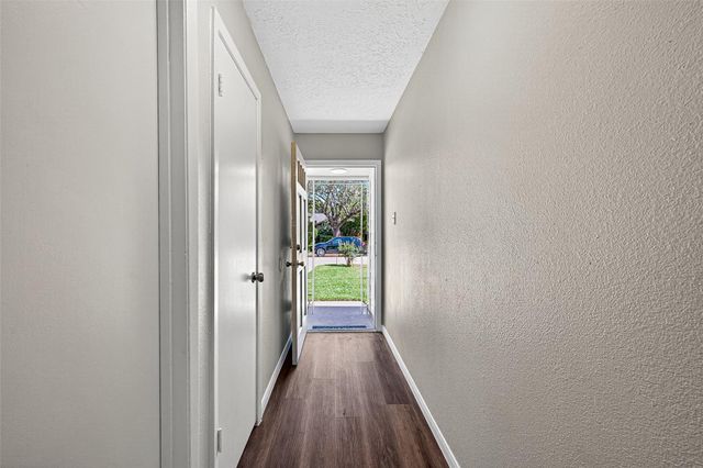 13434 Woodring Drive, Houston, TX 77045
