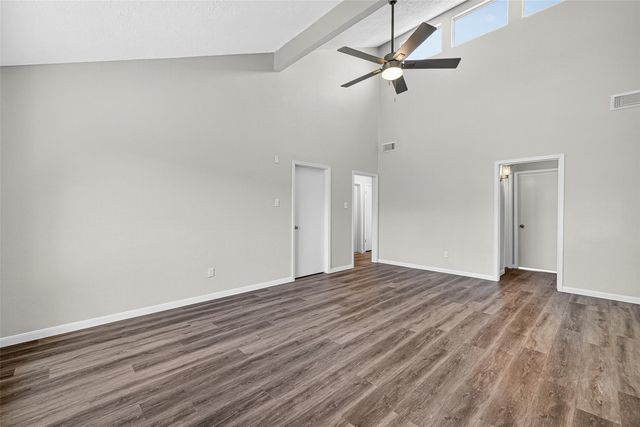 13434 Woodring Drive, Houston, TX 77045