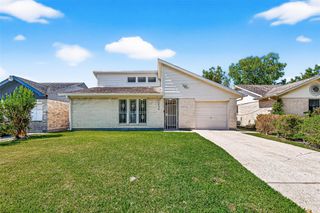 13434 Woodring Drive, Houston, TX 77045