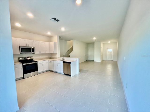 36113 RISA MICHELE STREET, Zephyrhills, FL 33541