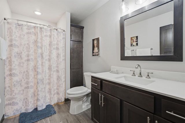 3308 ISAAC LANE, Oshkosh, WI 54902