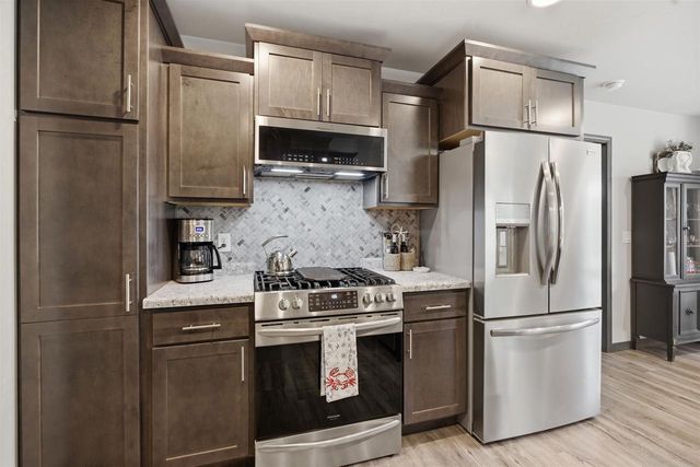 3308 ISAAC LANE, Oshkosh, WI 54902